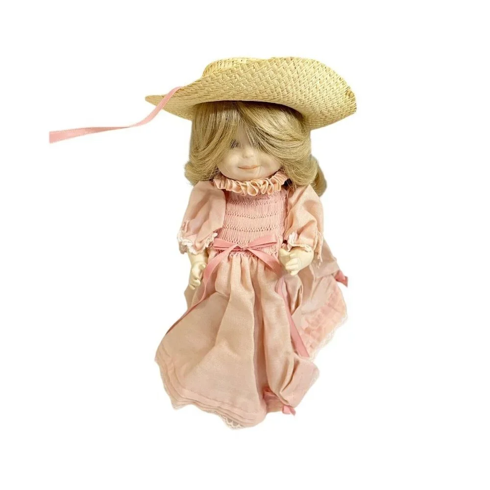 Vintage Roberta Macdonald Porcelain Doll Figurine Pink Western Girl Kaiser Stand